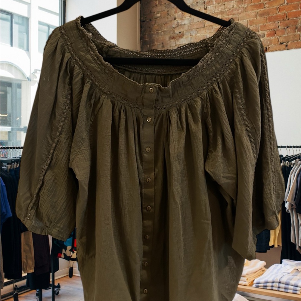 Anthropologie Olive Button-Down Blouse no tag size med